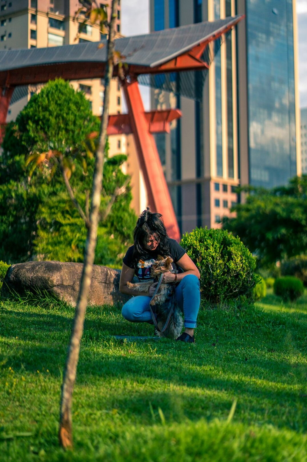 Portrait of a Brazilian woman researcher