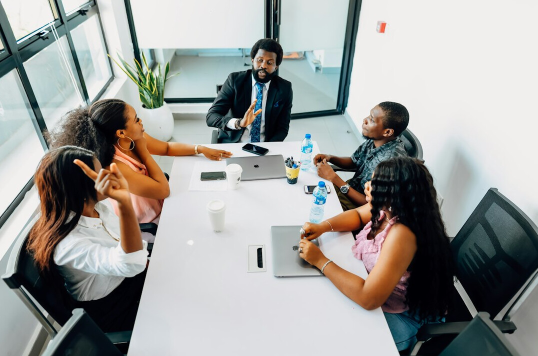 group discussion meeting